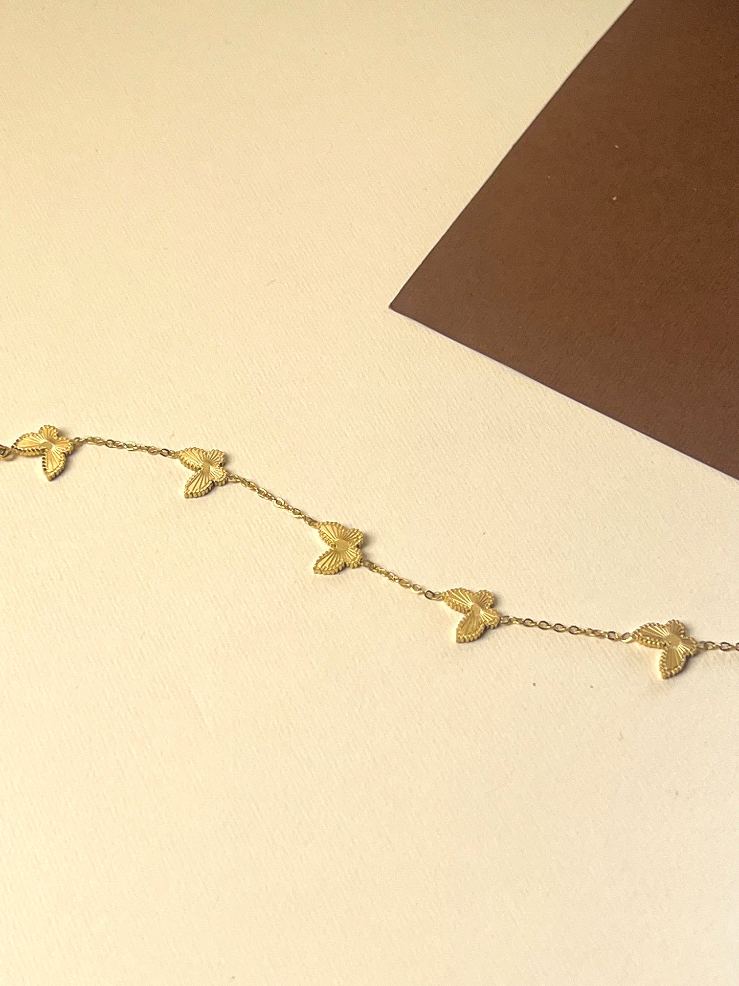 Flutter Gaze Bracelet