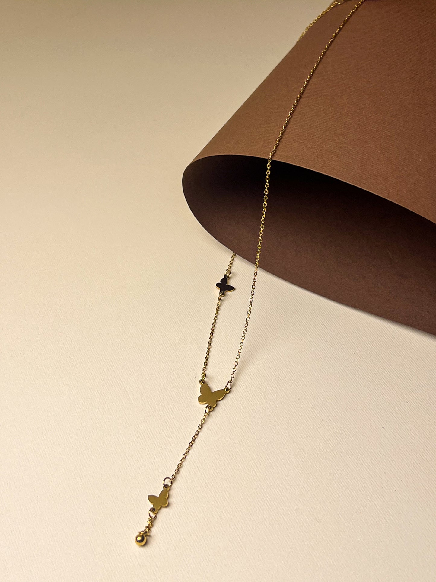 Flutter Gaze Necklace