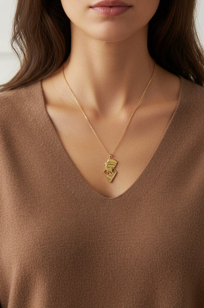 Desert Queen Medallion