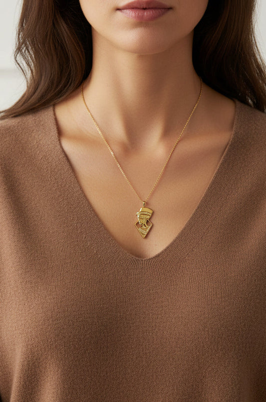 Desert Queen Medallion